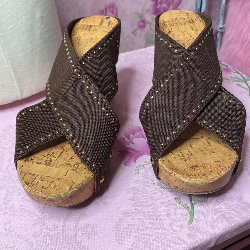 🌹 Montego Bay Club 🌹 NWOT Brown Corkscrew Slip On Platform Wedge Sandals - Picture 3 of 10